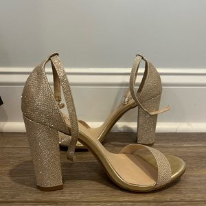Beautiful gold sparkly shoes for a wedding or any formal occasion